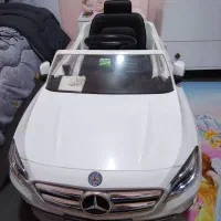 ماشین شارژی بزرگ
