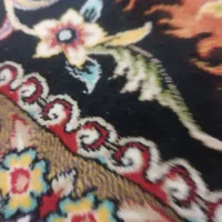 یک نفر نیروی کار در قالیشویی