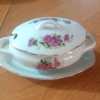 گلسرخی|کلکسیون اشیاء عتیقه|کرج, اصفهانی‌ها|دیوار