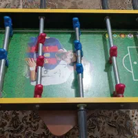 یک عدد فوتبال دستی به فروش می‌رسد