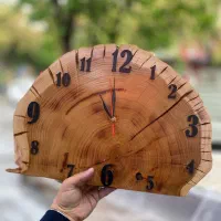 ساعت چوبی