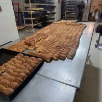 استخدام. استاد خشکار قنادی. بروز و حرفه ای