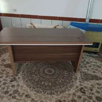 میز تحریر و دفتر