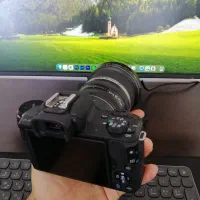 کنون m50 مارک 2 با لنز 10-22 و 50 f1.4|دوربین عکاسی و فیلم‌برداری|شیراز, ابیوردی|دیوار