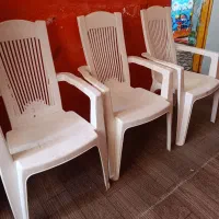 صندلی پلاستیکی