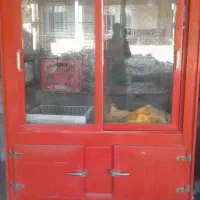 یک عدد یخچال ویترینی مغازه کاملاسالم به فروش میرسد