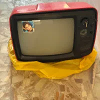 تلوزیون قدیمی نوستالژی