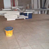 به یک برشکار نیاز دارم