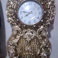 ساعت دیواری