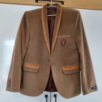 کت شلوار و پیراهن|لباس|رشت, گلسار|دیوار