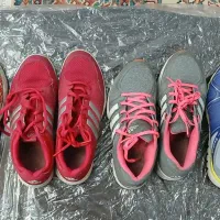 کتونی زنانه و فوتبالی