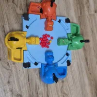 اسباب بازی اسباب آبی گرسنه هیپو