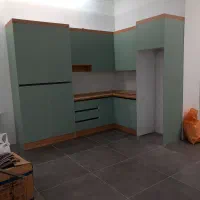 نصب قرنیز و نبشی و کابینت وکمد دیواری