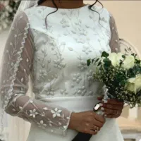 لباس عقد
