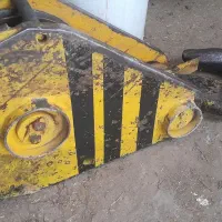 قلاب جرثقیل ۲۵ تن