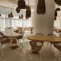 استخدام ویتر و سالن کار