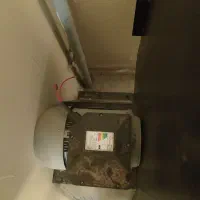 اگزاست فن|پنکه و تصفیه‌کنندهٔ هوا|مشهد, دانشجو|دیوار