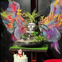 آبنمای بسیار زیبا داخل فضای بسته