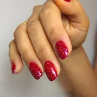 کاشت و ترمیم ناخن به سبک روسی و حرفه‌ای|خدمات آرایشگری و زیبایی|شاهین‌شهر, عطار|دیوار