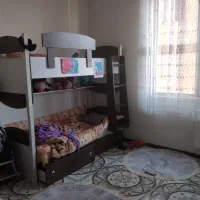 دو طبقه نوجوان