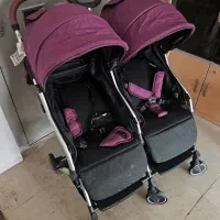 کالسکه دوقلویی