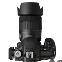 دوربین حرفه‌ای slr  80d