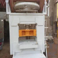 پرس ضربه ای ۲۰۰ تن