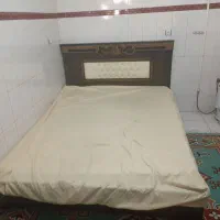 تخت|تخت و سرویس خواب|قم, چهل درخت‎|دیوار