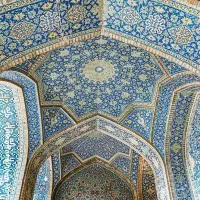 نیروی کار خانم / خانوم کاشی سنتی