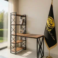 میز تحریر کنار قفسه دار