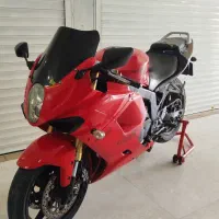 موتور هیوسانگ 250 لاکی بنلی 185.300