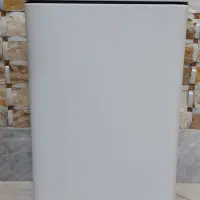 آشغالی سفید و کرمی