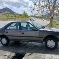 روآمدل ۱۳۸۵دوگانه کارخانه صحنه