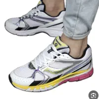 کافه کتونی موسیو 3|کیف، کفش، کمربند|اراک, |دیوار