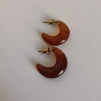 گوشواره یشمی