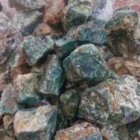 سنگ راف عقیق یشم