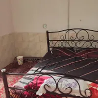 منزل حیاط دارمبله شیک برای اجاره‌ی روزانه ساعتی|اجارهٔ کوتاه‌مدت آپارتمان و سوئیت|شیراز, کوی طلاب|دیوار