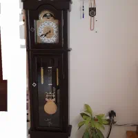 ساعت ایستاده سالم وتمیز|ساعت دیواری و تزئینی|فردیس, شهرک هفده شهریور|دیوار