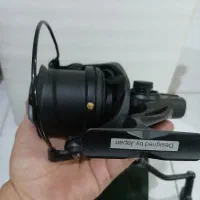چرخ ۹۰۰۰ شیزکو طراحی و قطعه ژاپن دسته و اسپول فلز|ماهیگیری|کرج, حیدرآباد|دیوار