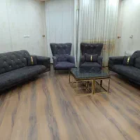 مبل 7 نفره و میز بزرگ و میز عسلی