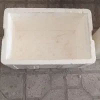 فروش 3عدد دبه و یک عدد یخدان کائوچویی|ظروف نگهدارنده، پلاستیکی، یکبارمصرف|شیراز, انجیر|دیوار