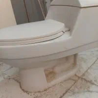 یک عدد توالت فرنگی مروارید|لوازم سرویس بهداشتی|شیراز, شهرک صنعتی شیراز|دیوار