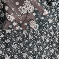 پارچه چادر مشکی و گلدار