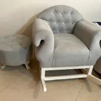 مبل راکر همراه با ‌پاف جلو مبلی کودک