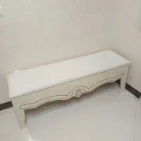 پاف نیمکت چوبی