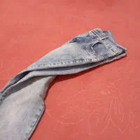 دو عدد شلوار لی آبی تمیز سالم|لباس|قم, شهر قائم|دیوار