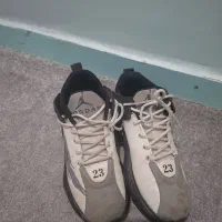 کفش جردن اصل بفروش میرسد سایز ۴۰الی ۴۱