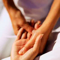 خدمات ماساژ(هوم ویزیت هم انجام میشه)و آموزش ماساژ