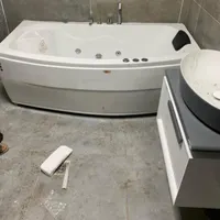 استخر و سونا و جکوزی و اب نما