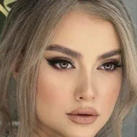 میکاپ و شنیون حرفه ای باقیمت فوق العاده خیابان برق|خدمات آرایشگری و زیبایی|کرمانشاه, |دیوار